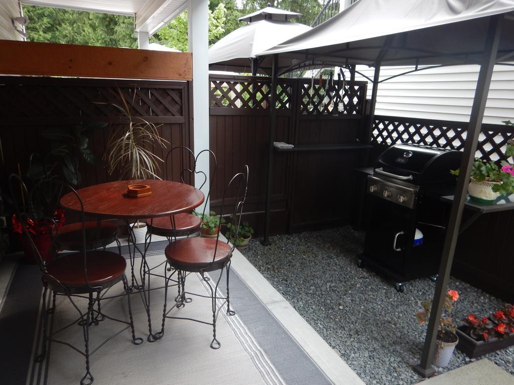Clean And Quiet 2 Bdr 2 Bthr Private Entrance Entire Guests Suite Near Coquitlam Center Mall And Skytrain Luaran gambar